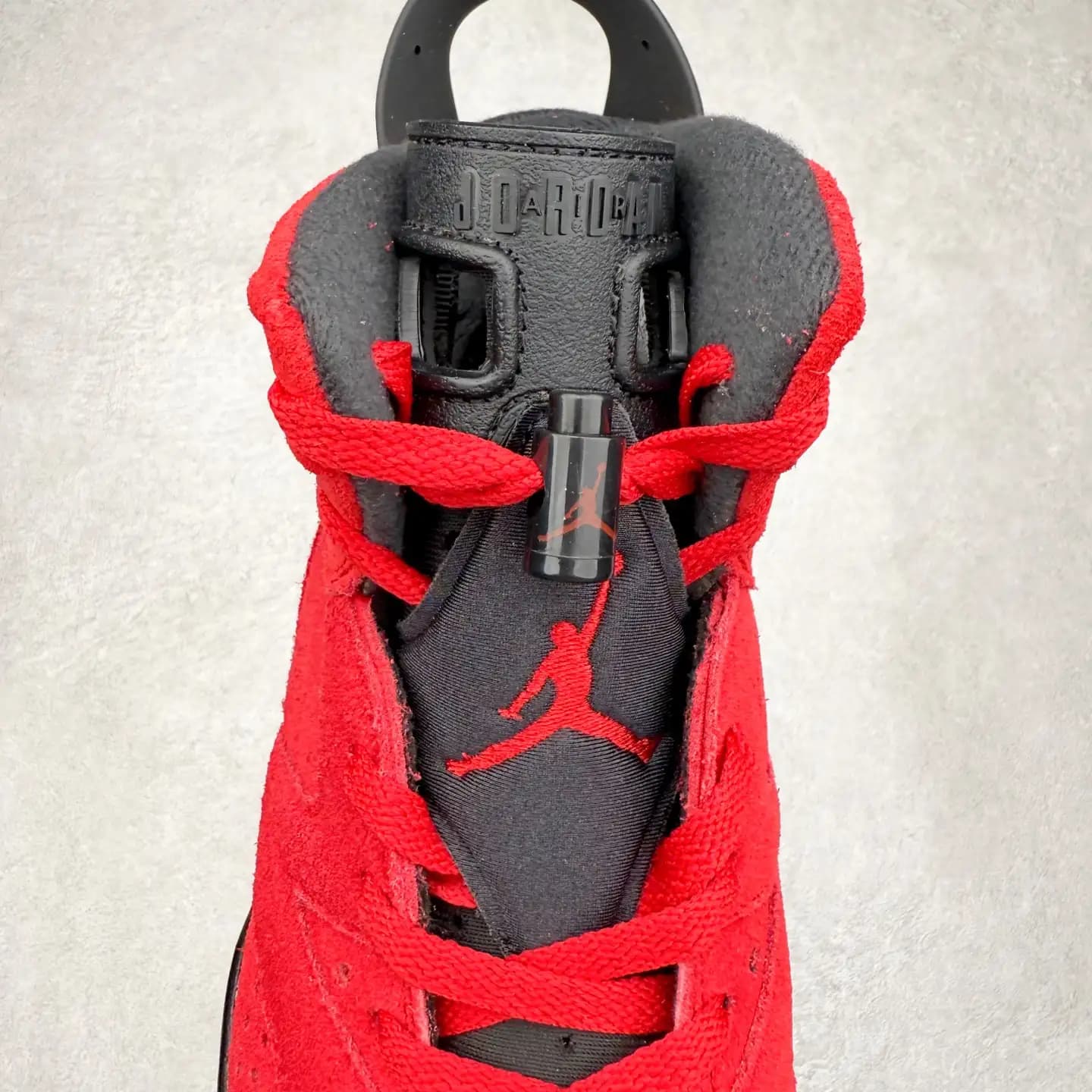 Air Jordan 6 - Image 2