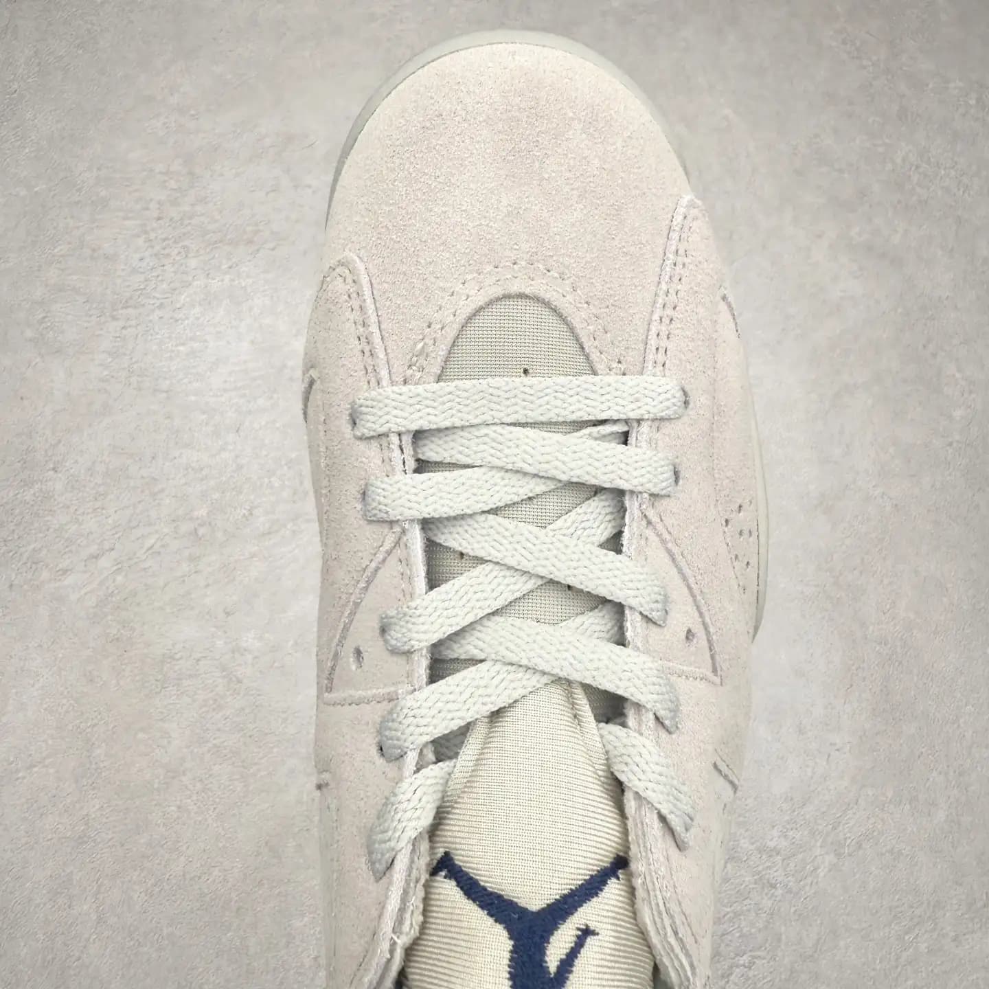 Air Jordan 6 - Image 7