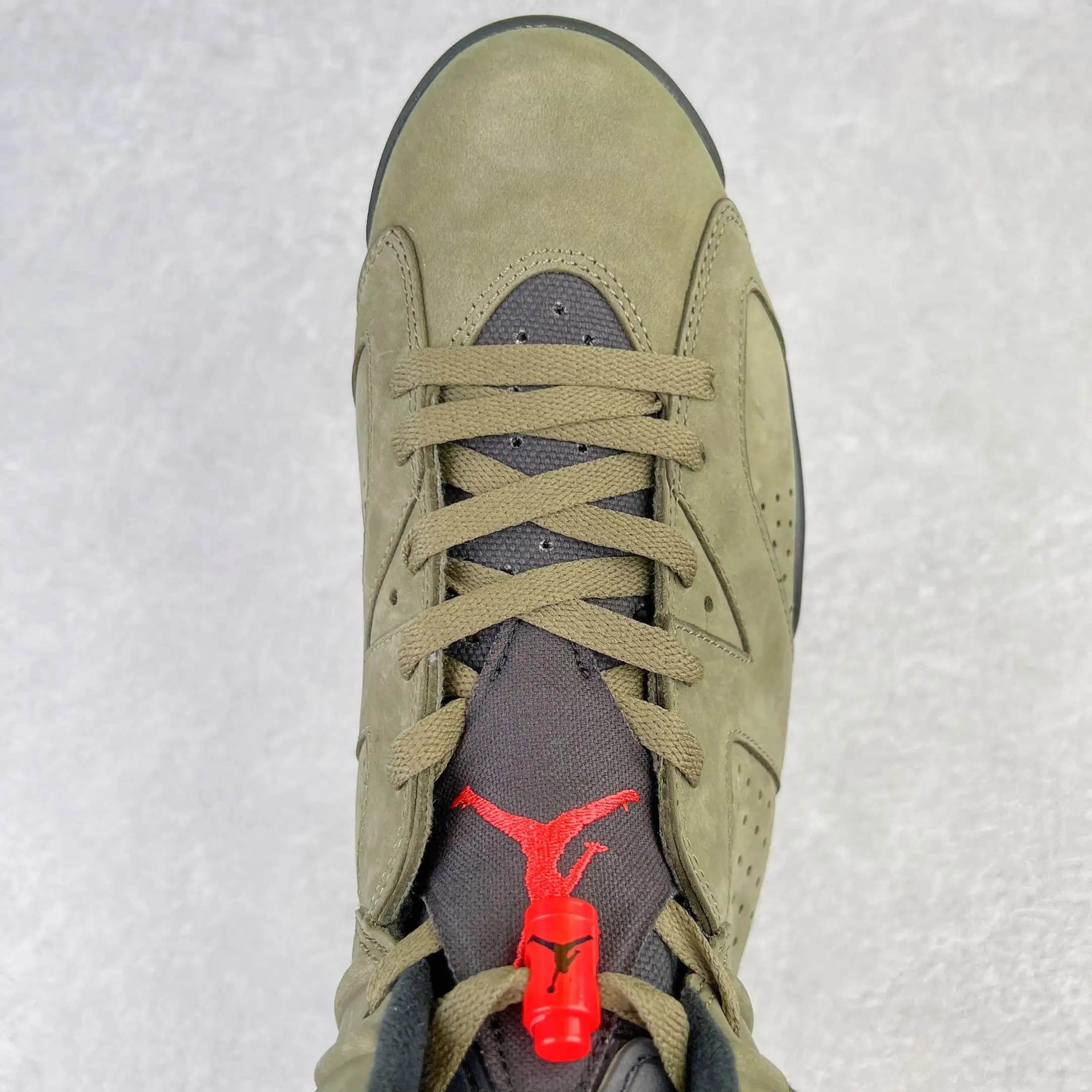 Air Jordan 6 - Image 2