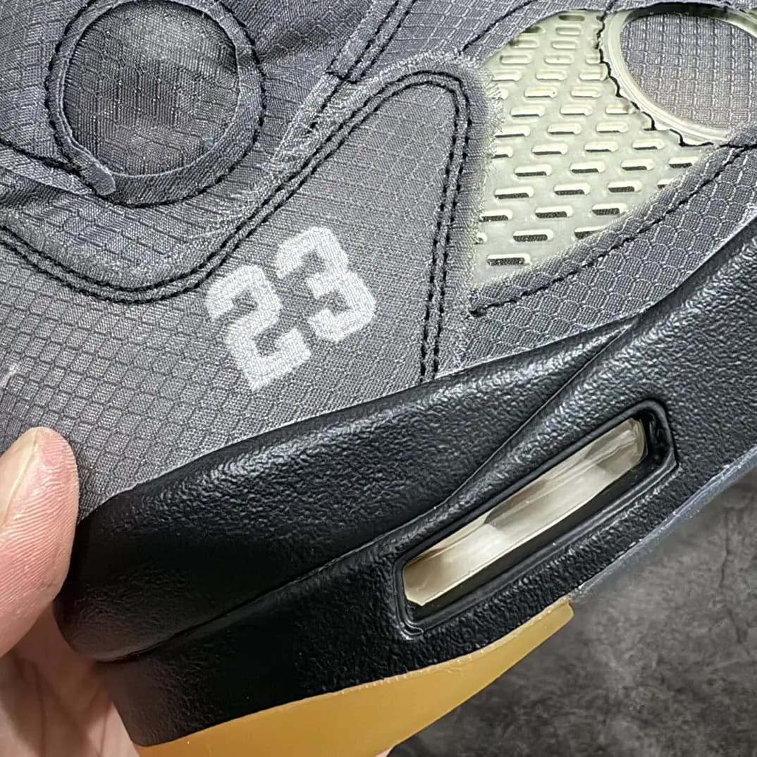 Air Jordan 5 - Image 8
