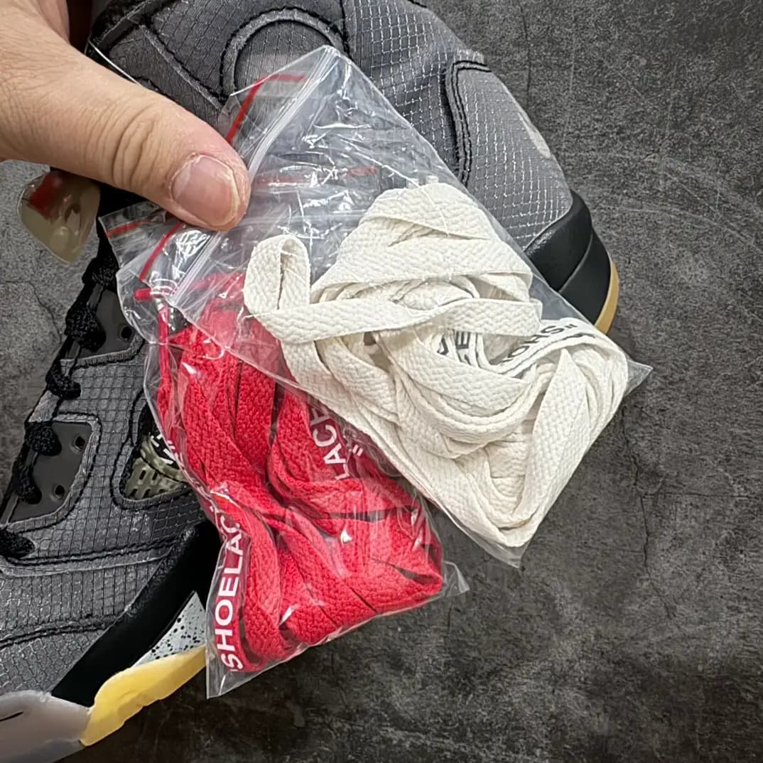 Air Jordan 5 - Image 9