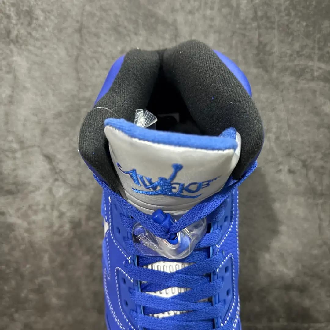 Air Jordan 5 - Image 4