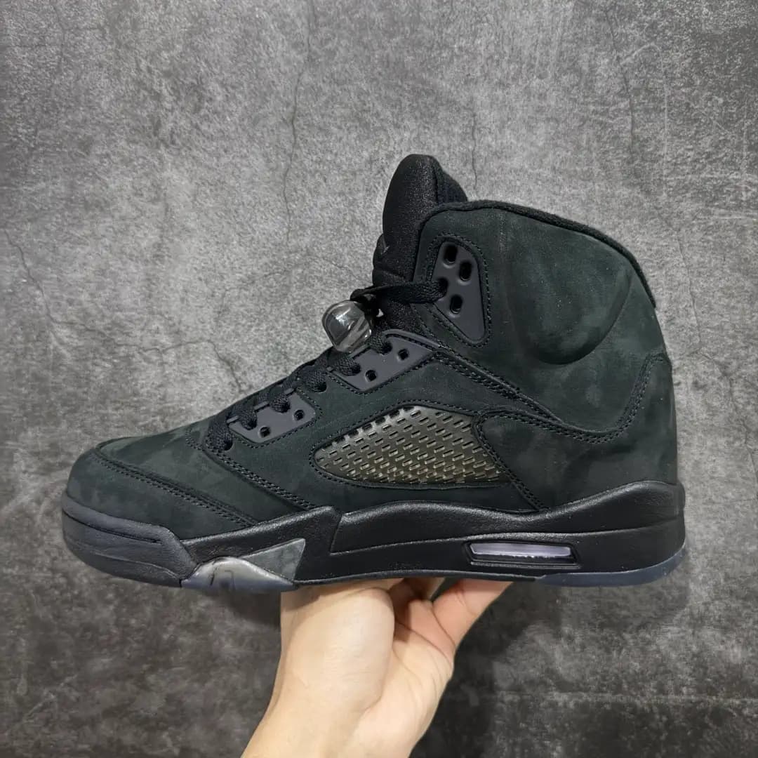 Air Jordan 5 - Image 5