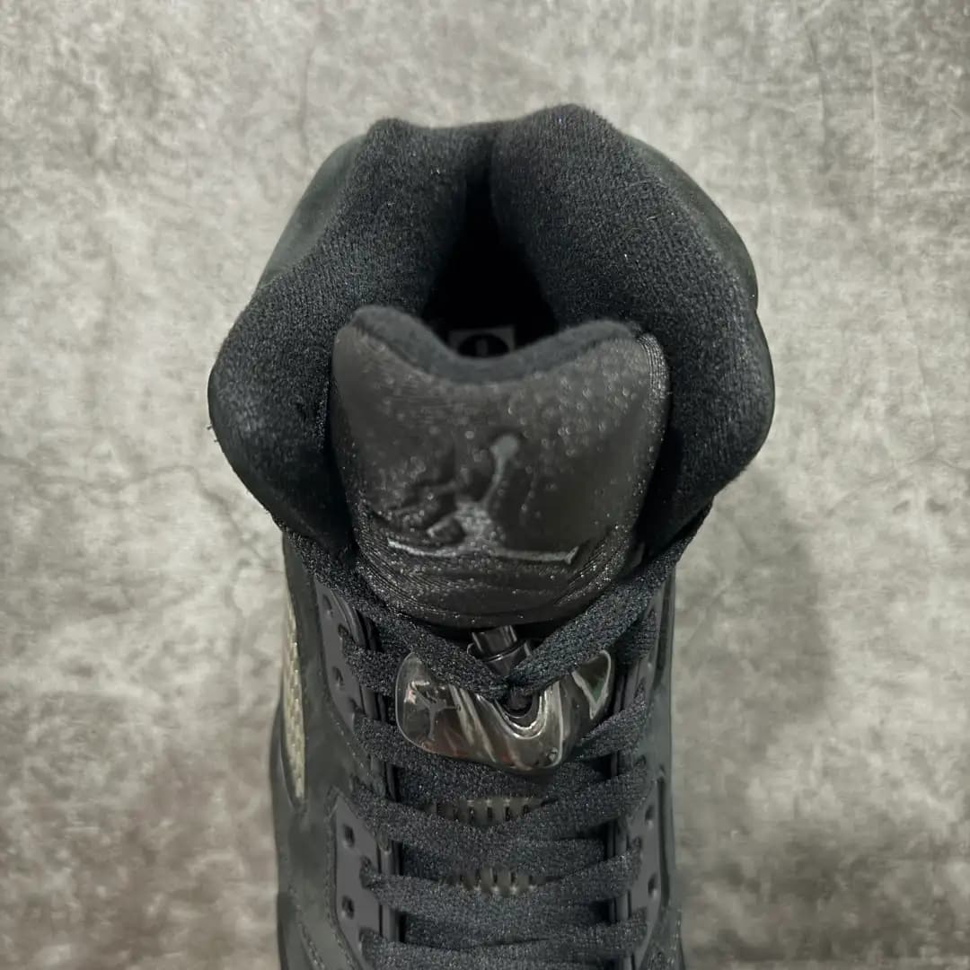 Air Jordan 5 - Image 6
