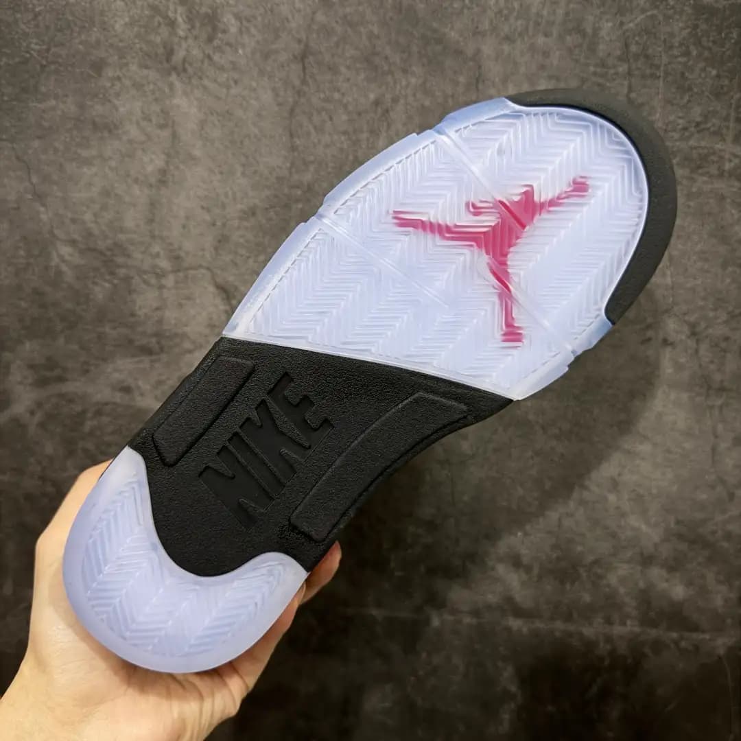 Air Jordan 5 - Image 3