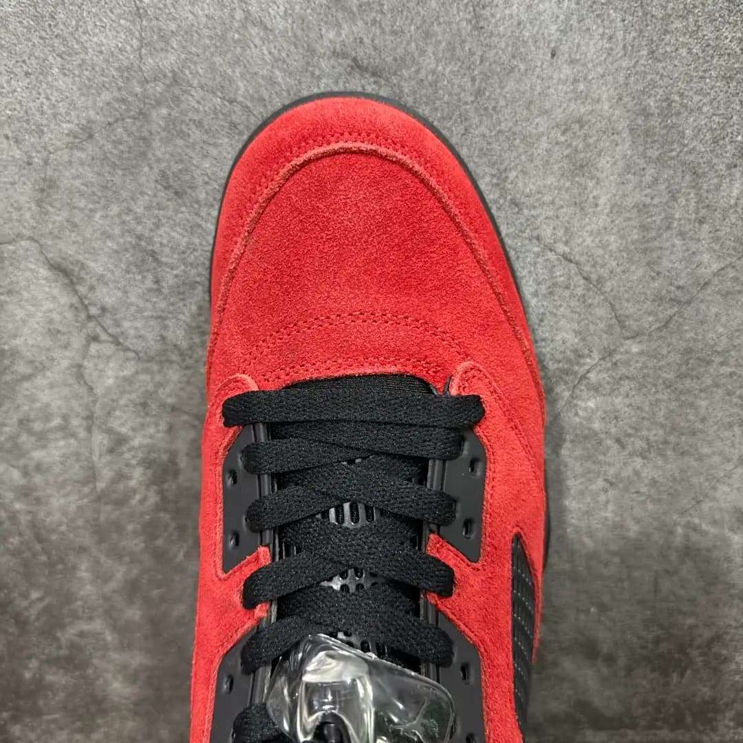 Air Jordan 5 - Image 4