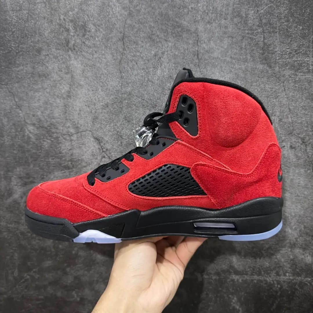 Air Jordan 5 - Image 7