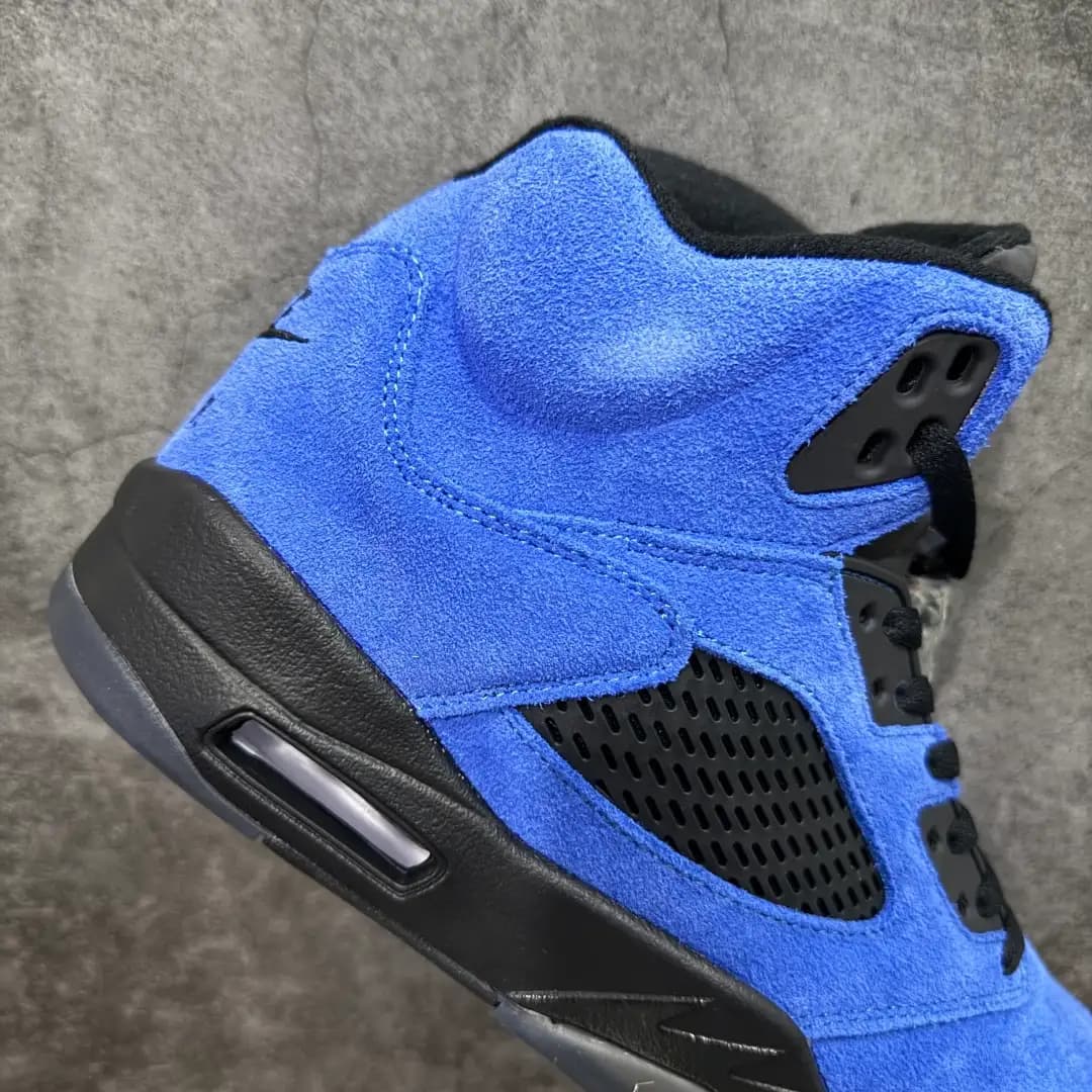Air Jordan 5 - Image 3