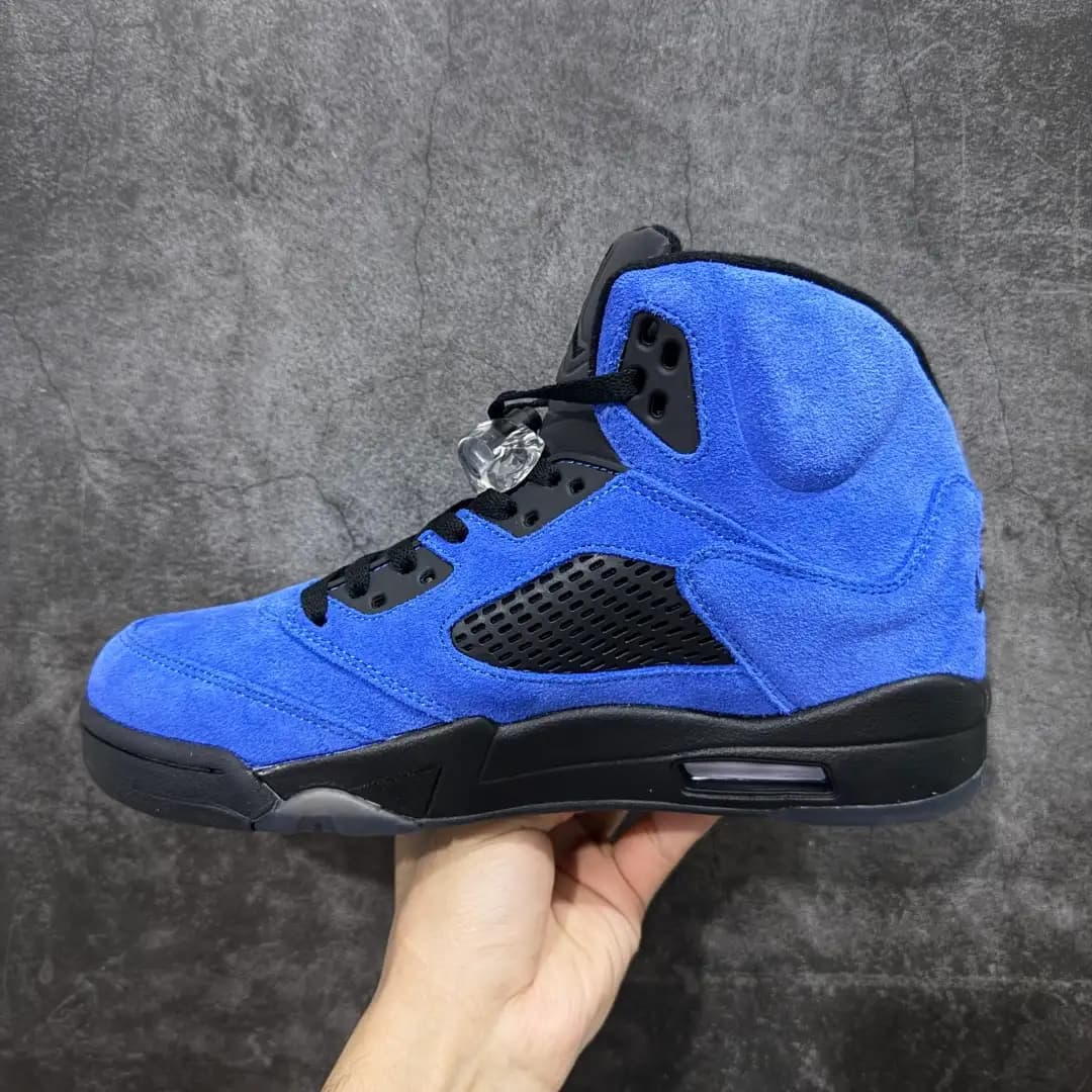 Air Jordan 5 - Image 4