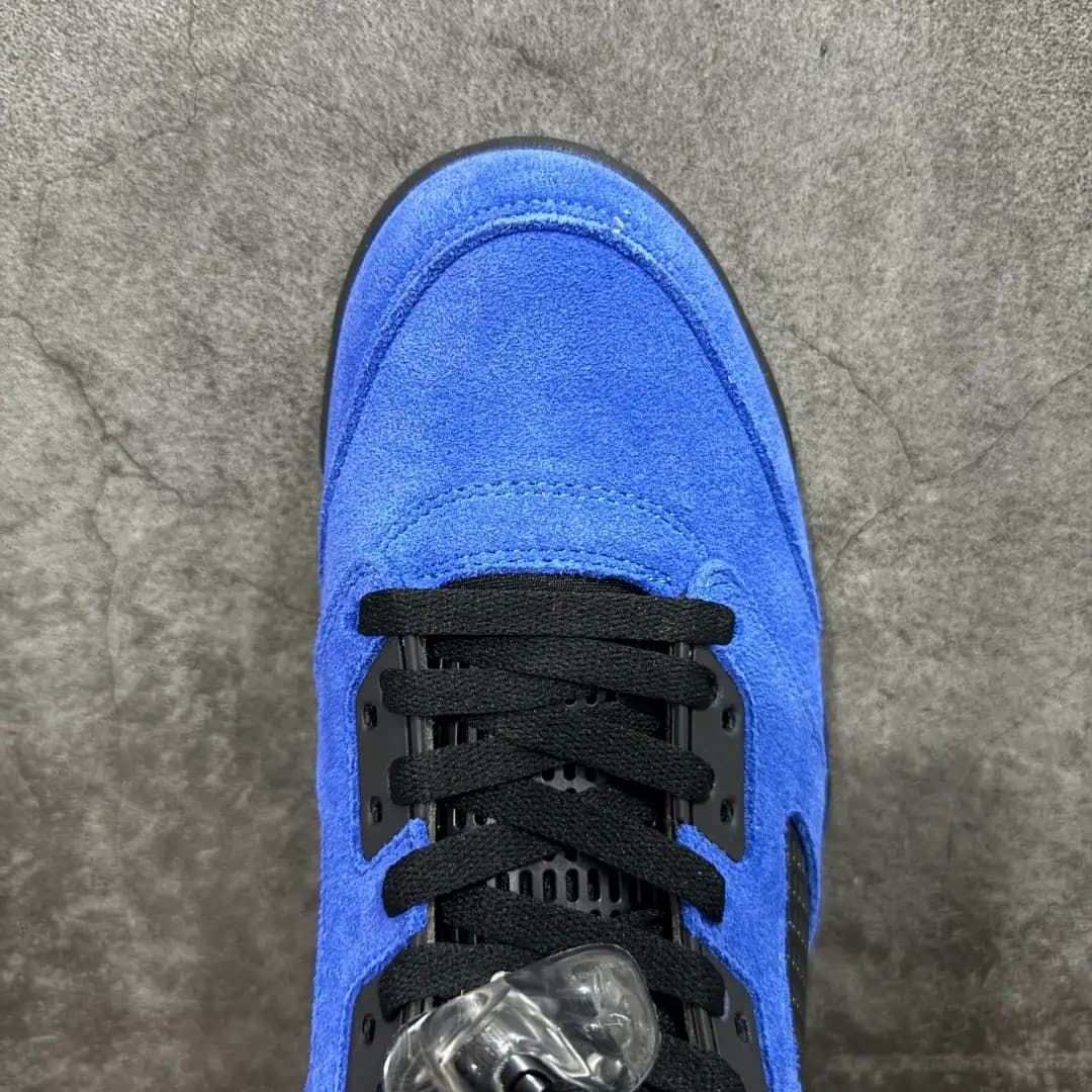 Air Jordan 5 - Image 9