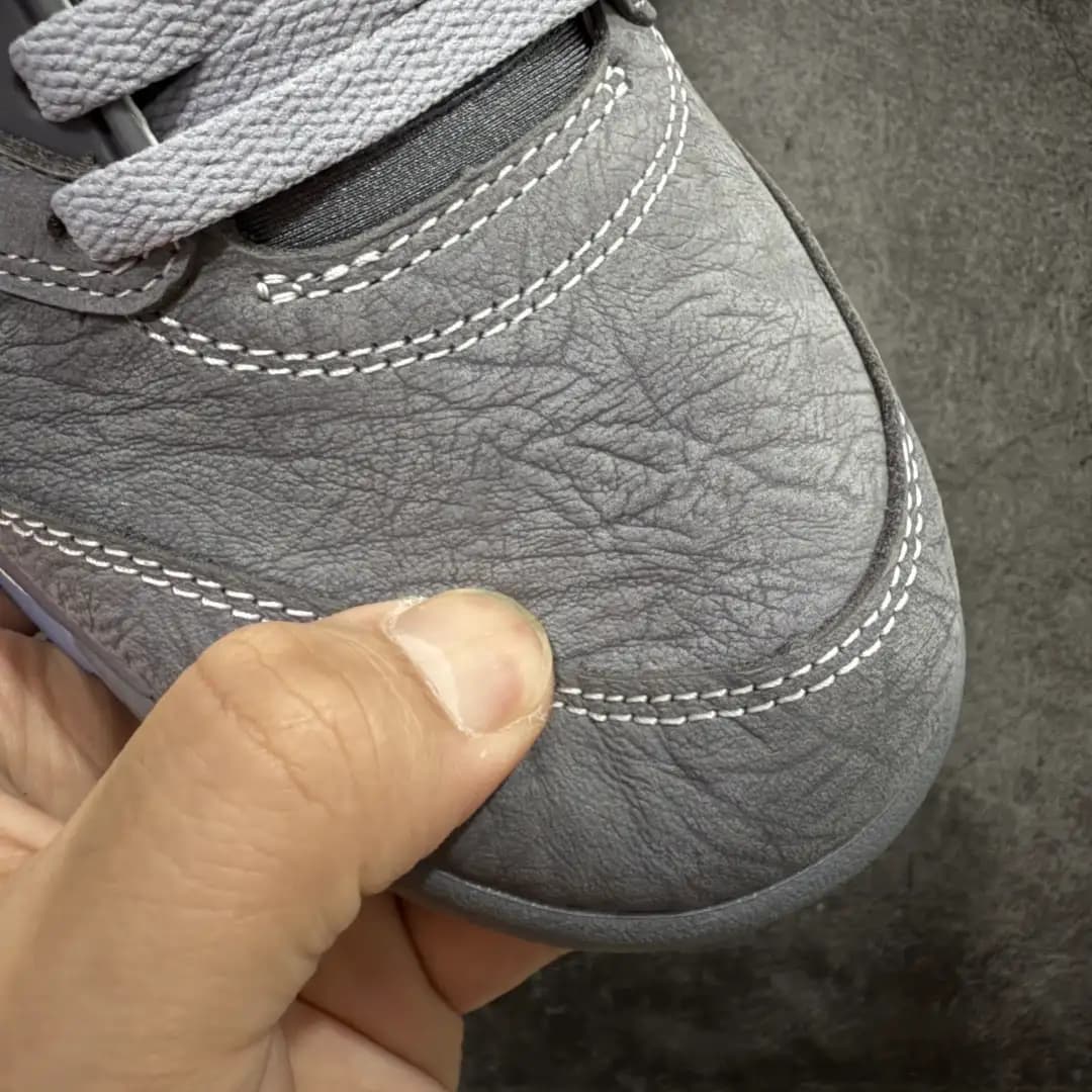 Air Jordan 5 - Image 3