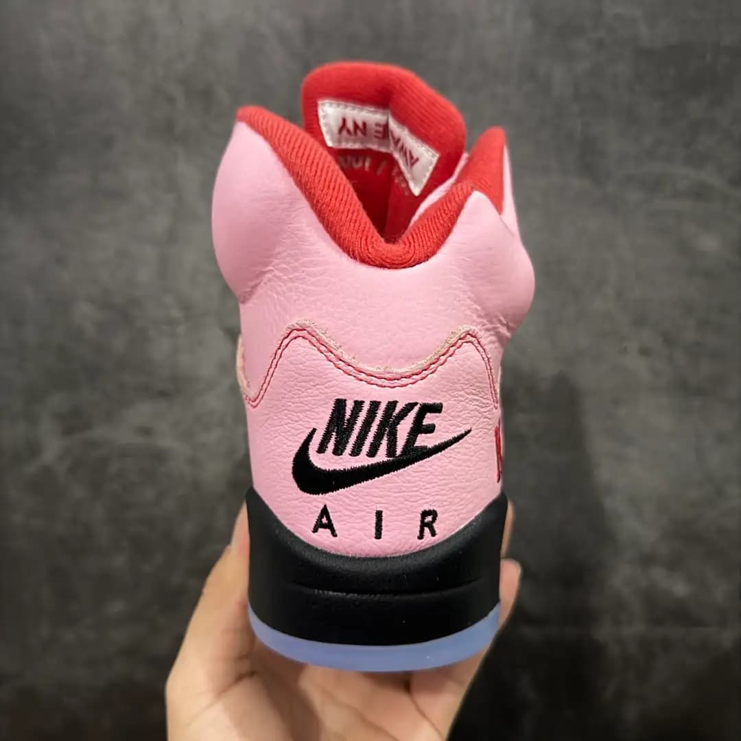 Air Jordan 5 - Image 3