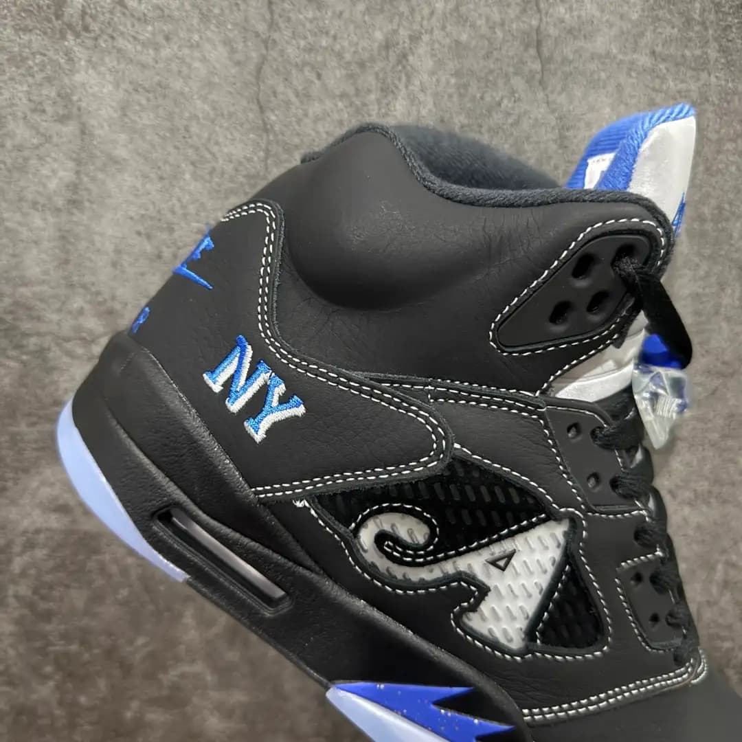 Air Jordan 5 - Image 5