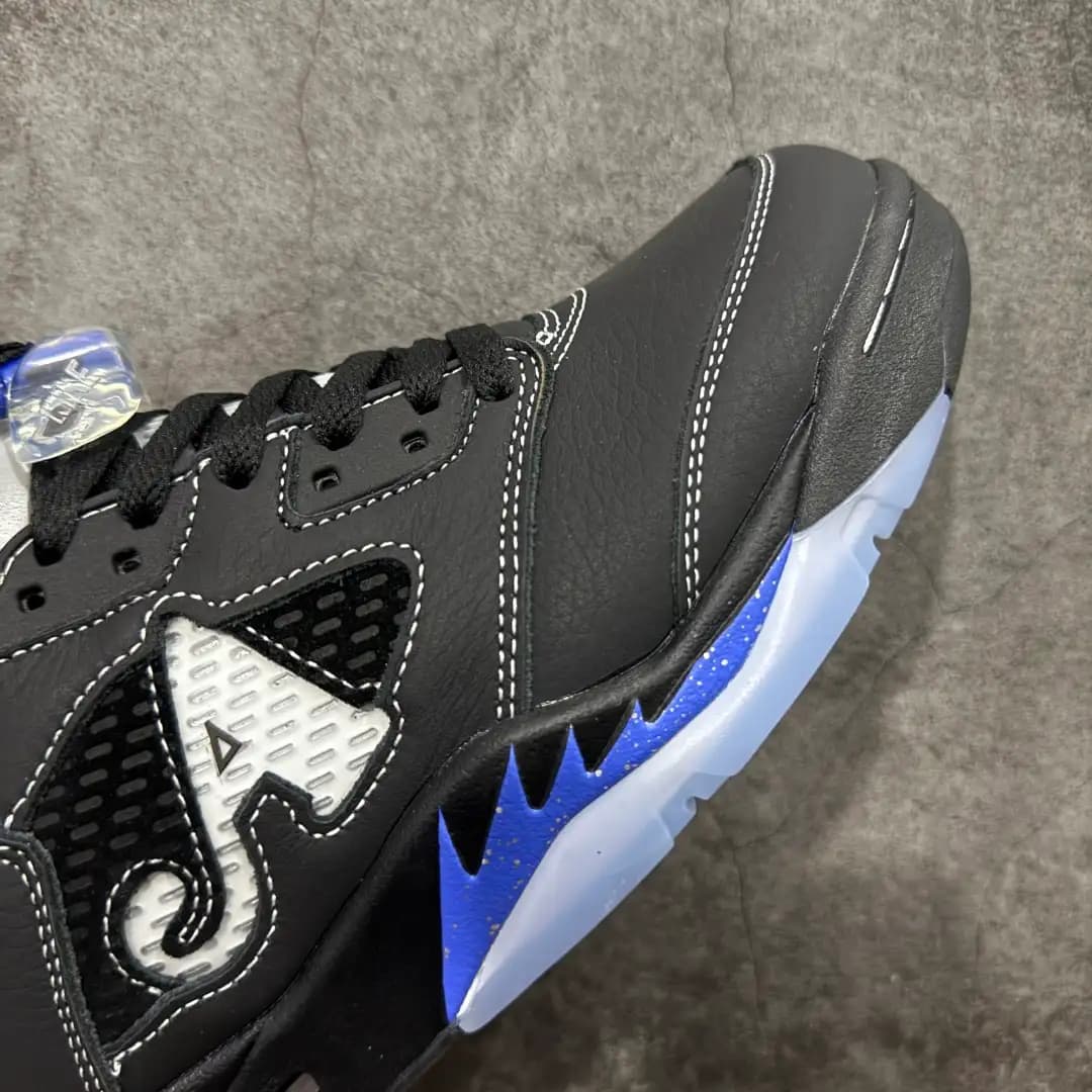 Air Jordan 5 - Image 8