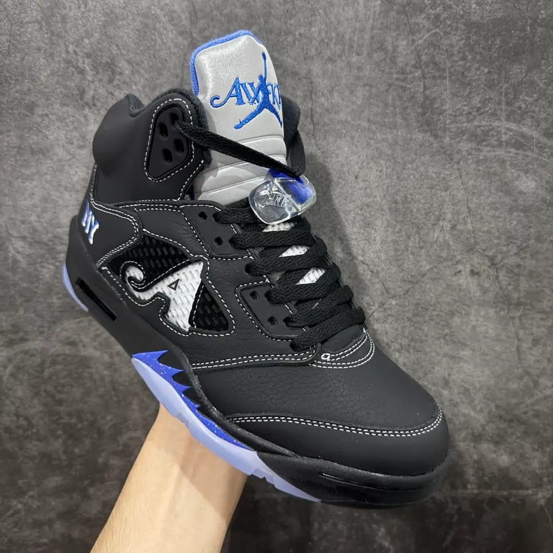 Air Jordan 5 - Image 9