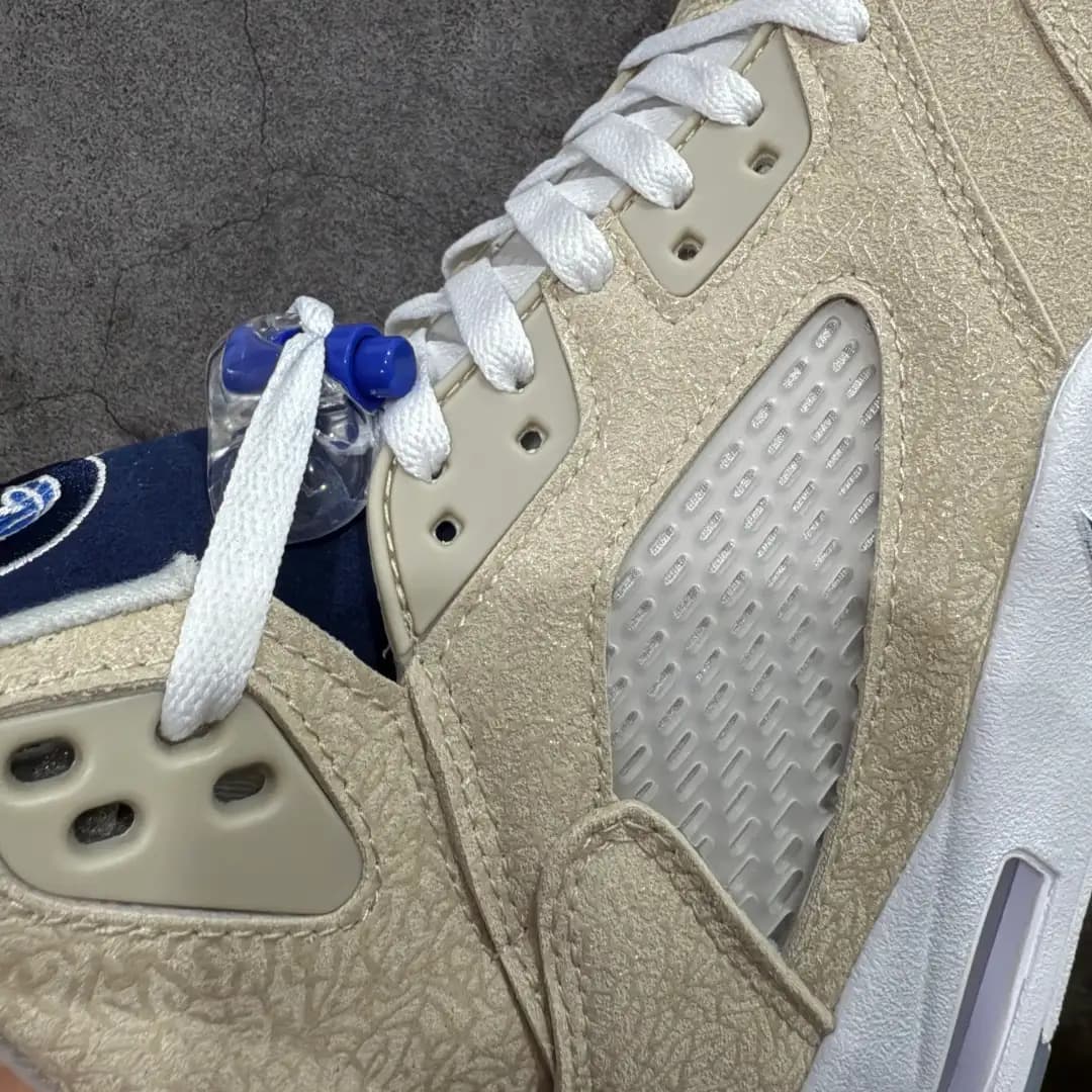 Air Jordan 5 - Image 5