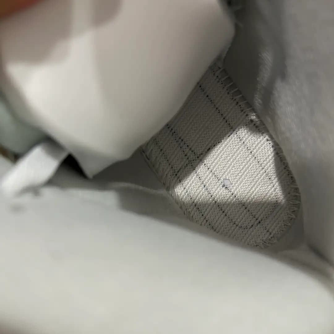 Air Jordan 5 - Image 8
