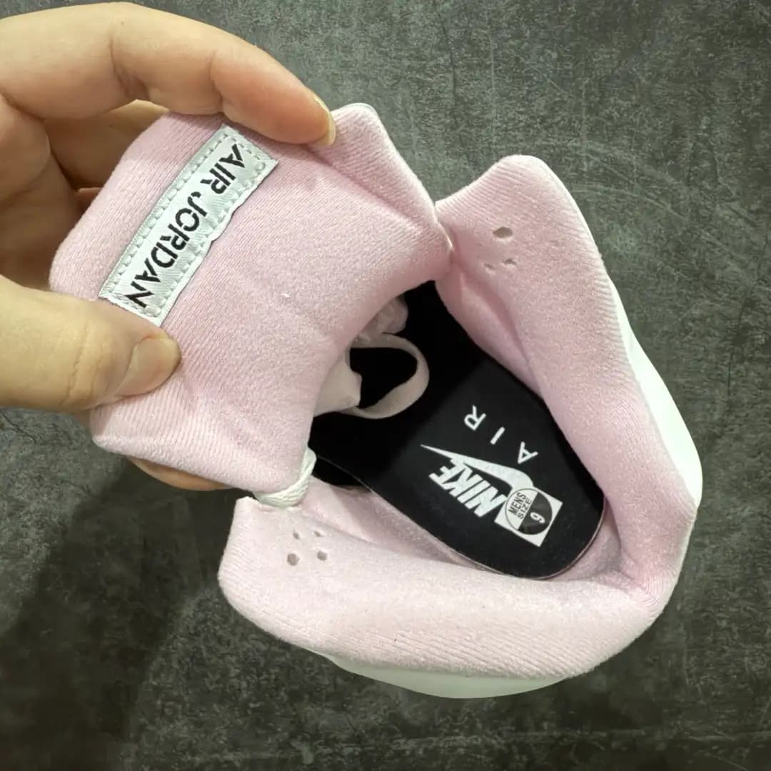 Air Jordan 5 - Image 3