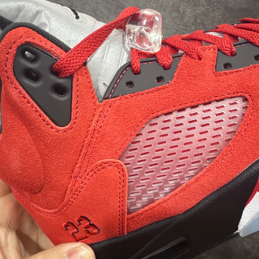 Air Jordan 5 - Image 4