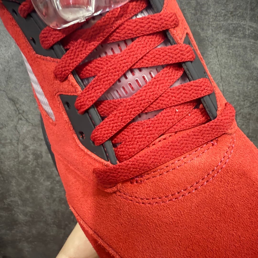 Air Jordan 5 - Image 5