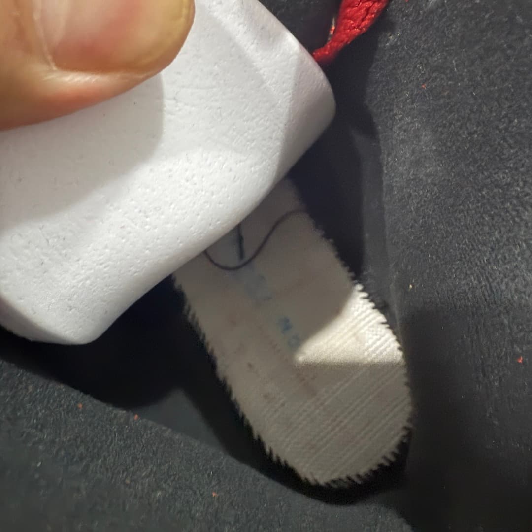 Air Jordan 5 - Image 8