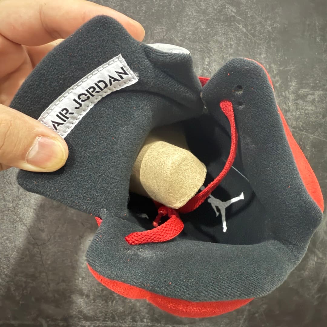 Air Jordan 5 - Image 9