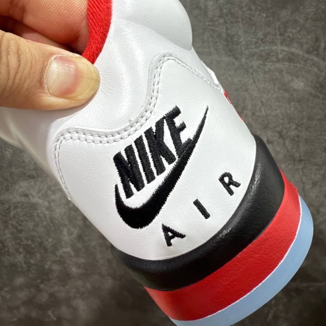 Air Jordan 5 - Image 8