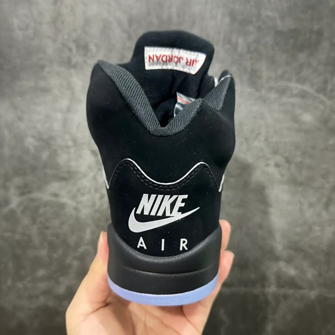 Air Jordan 5 - Image 6