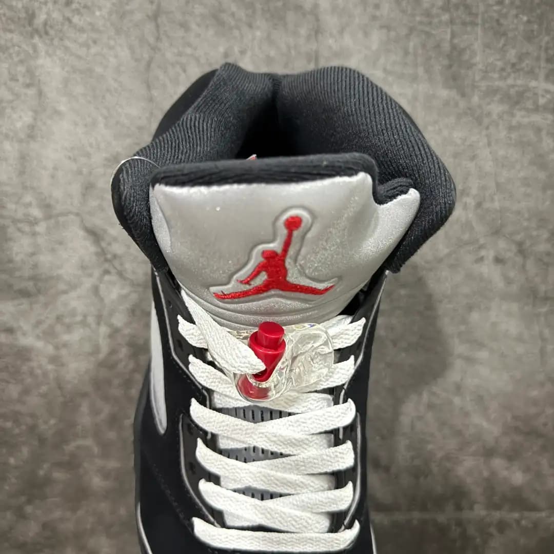 Air Jordan 5 - Image 8