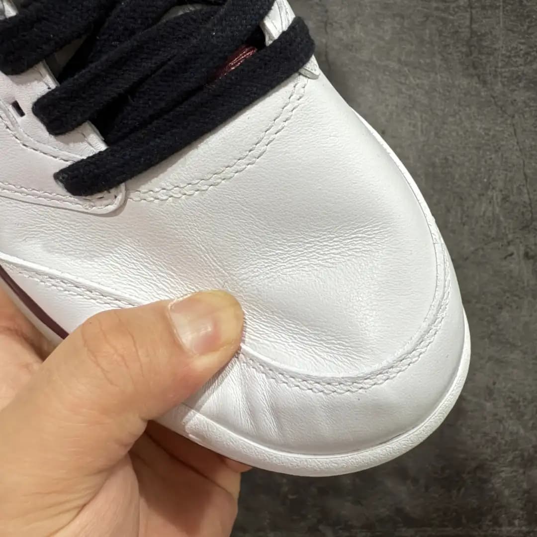 Air Jordan 5 - Image 4