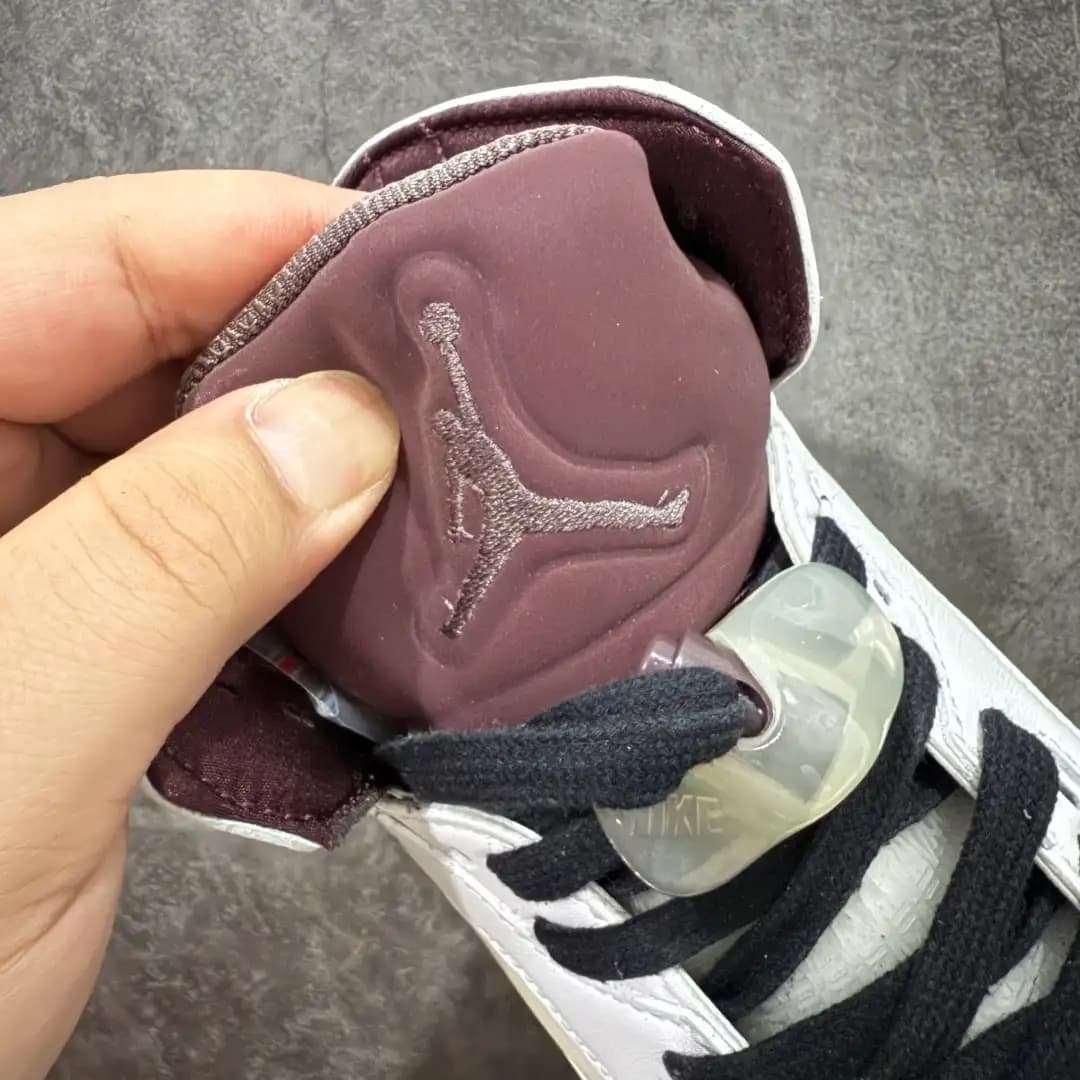 Air Jordan 5 - Image 7