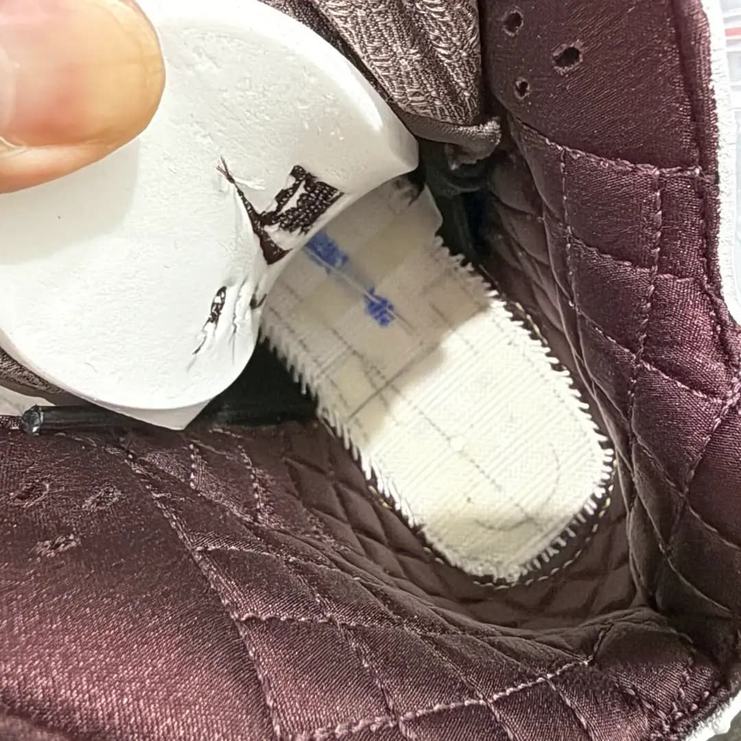 Air Jordan 5 - Image 8