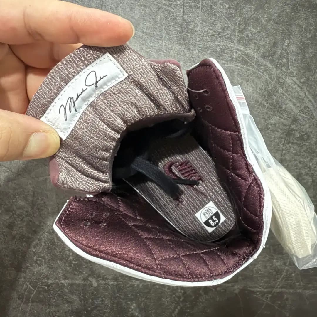 Air Jordan 5 - Image 9