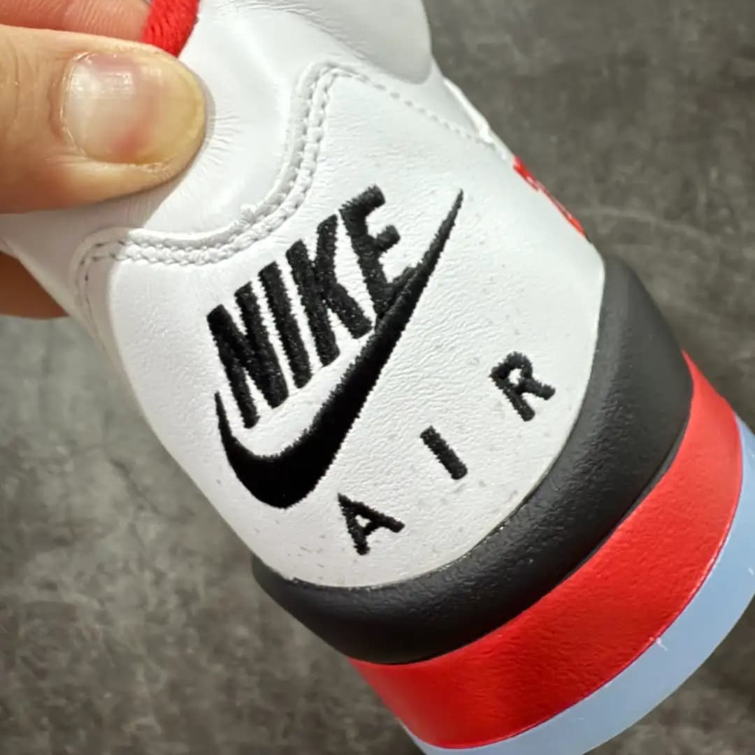 Air Jordan 5 - Image 9