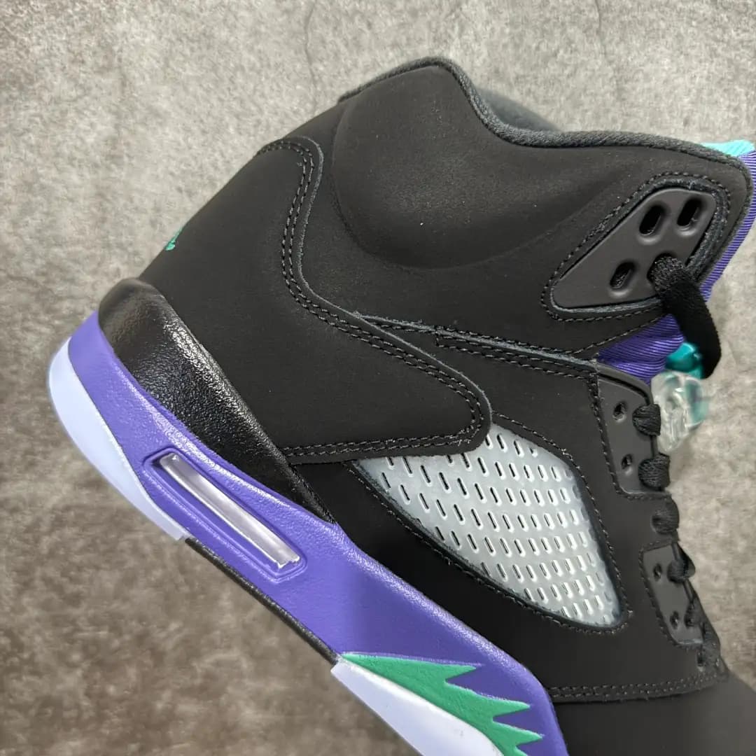 Air Jordan 5 - Image 6
