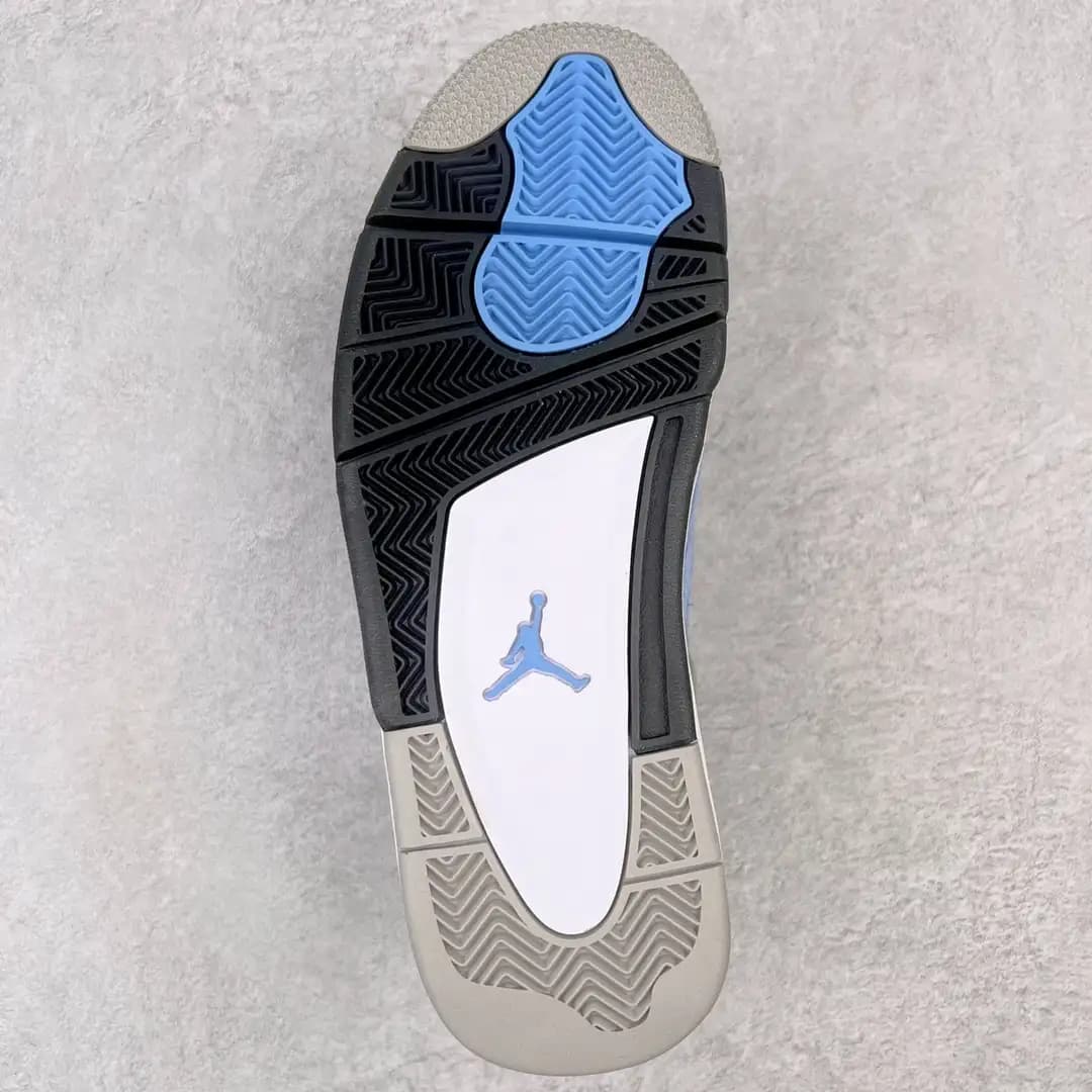 Air Jordan 4 - Image 3