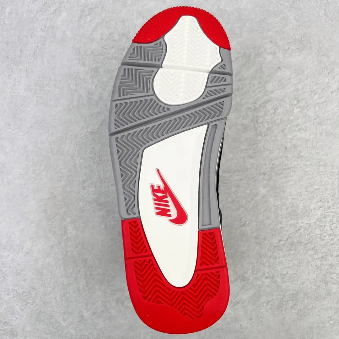 Air Jordan 4 - Image 4