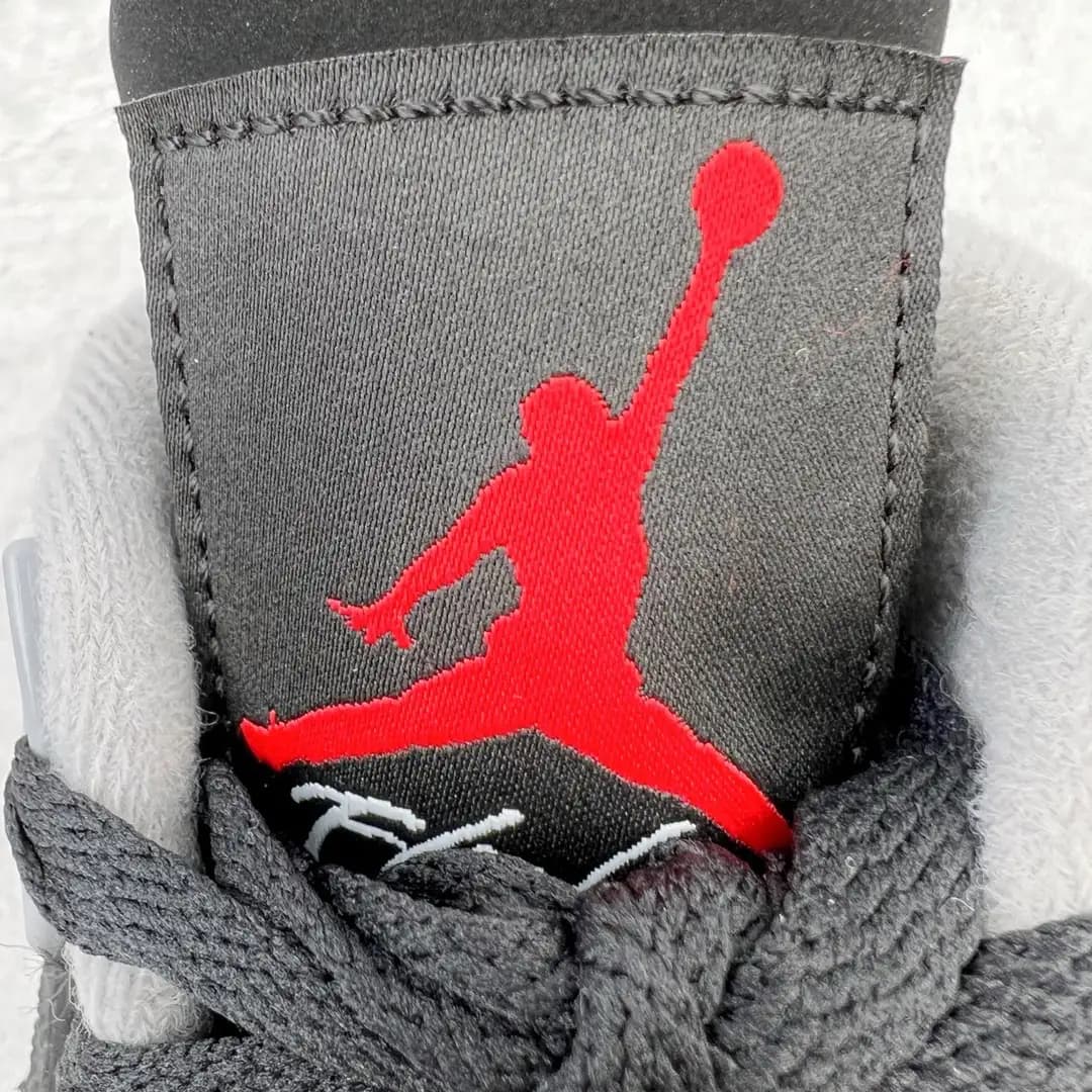 Air Jordan 4 - Image 7