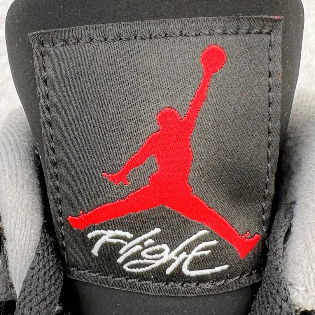 Air Jordan 4 - Image 10