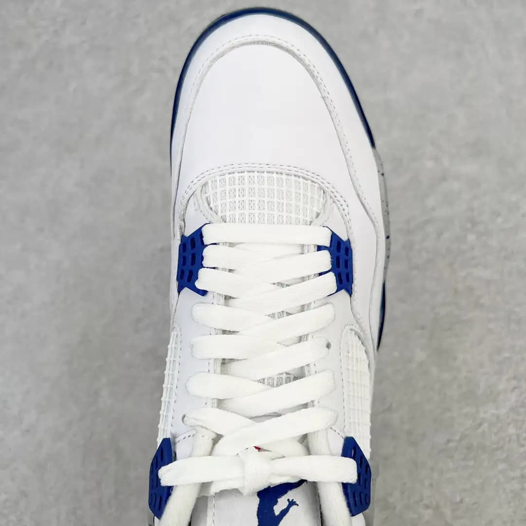 Air Jordan 4 - Image 2
