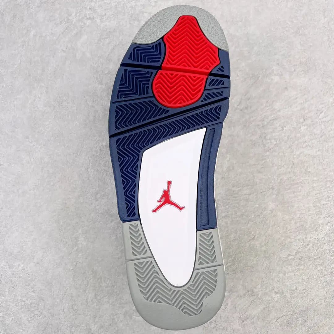 Air Jordan 4 - Image 5