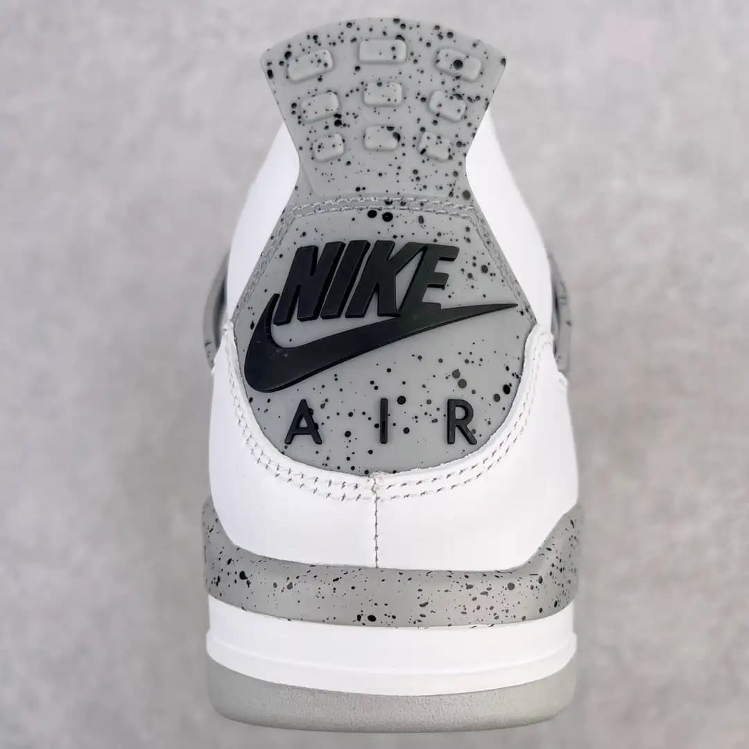 Air Jordan 4 - Image 2