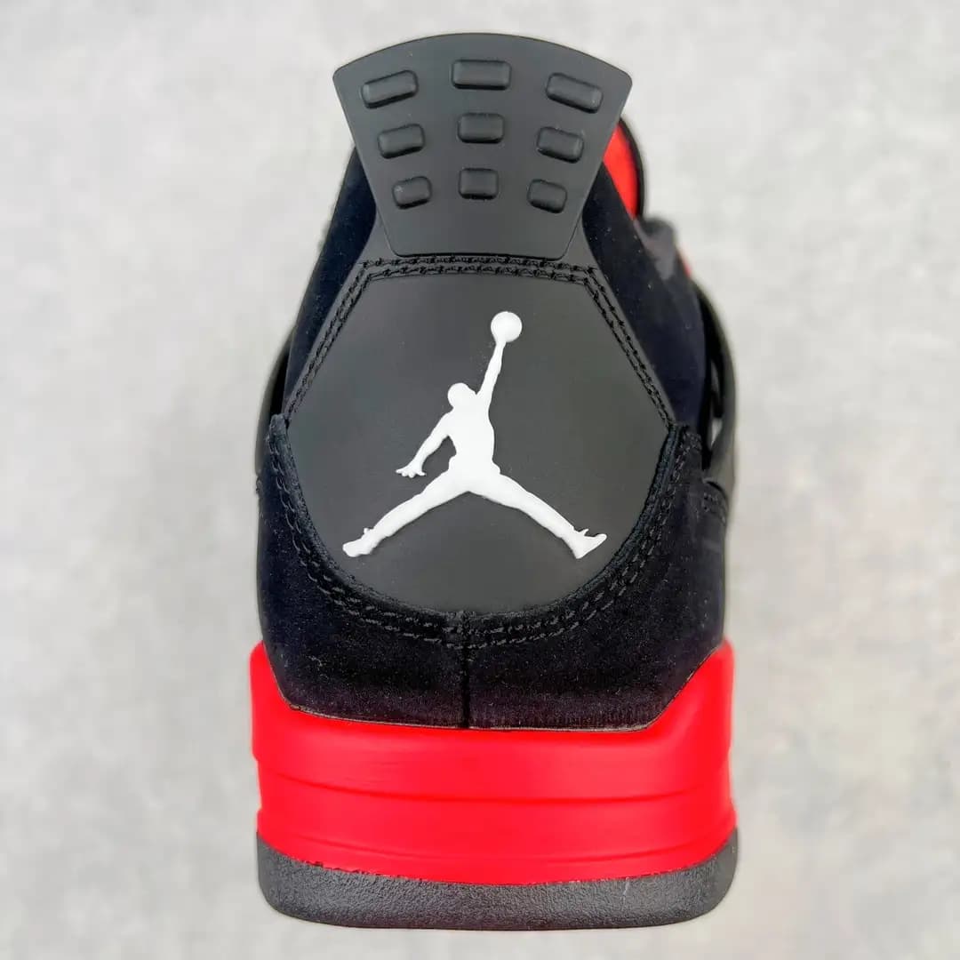 Air Jordan 4 - Image 3
