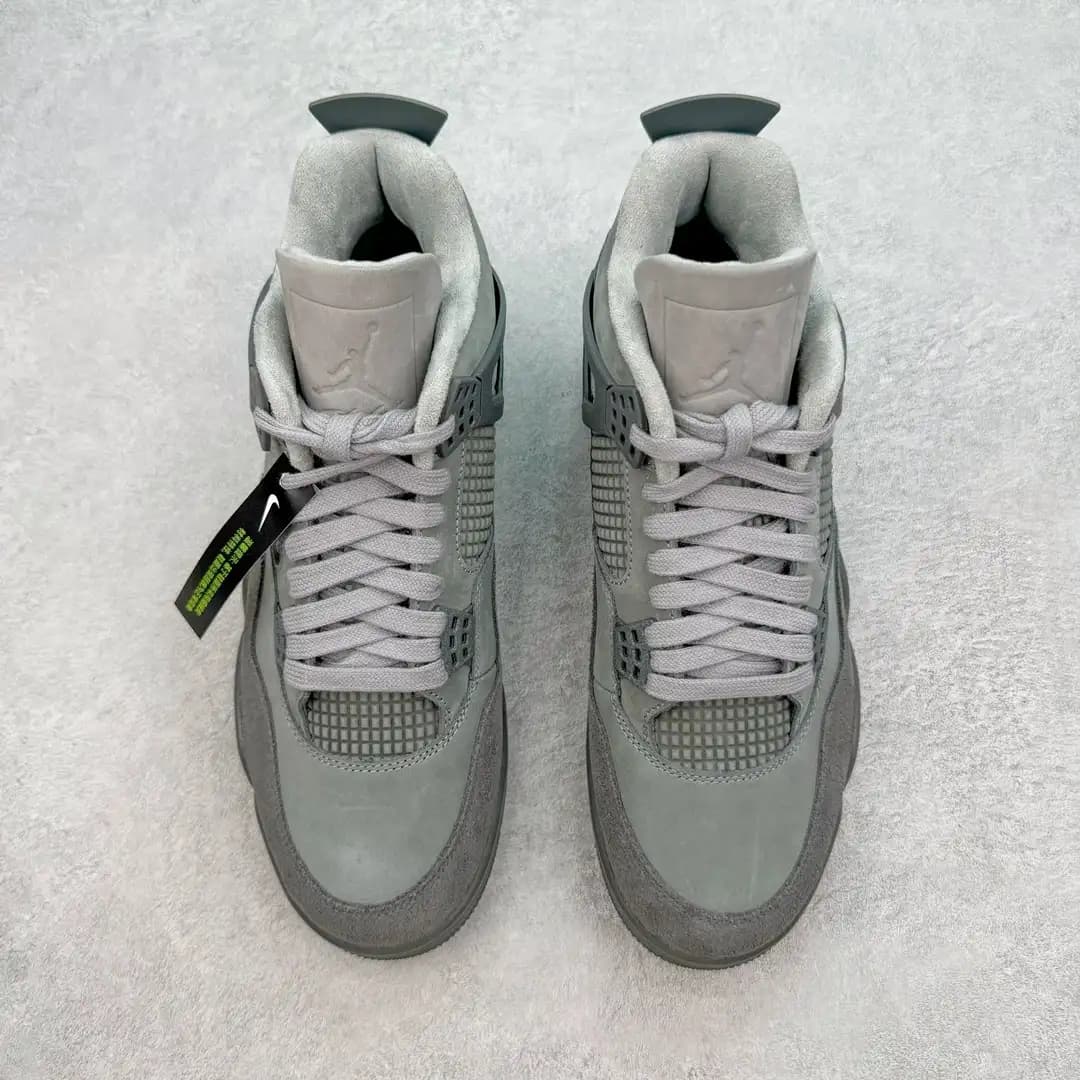 Air Jordan 4 - Image 9