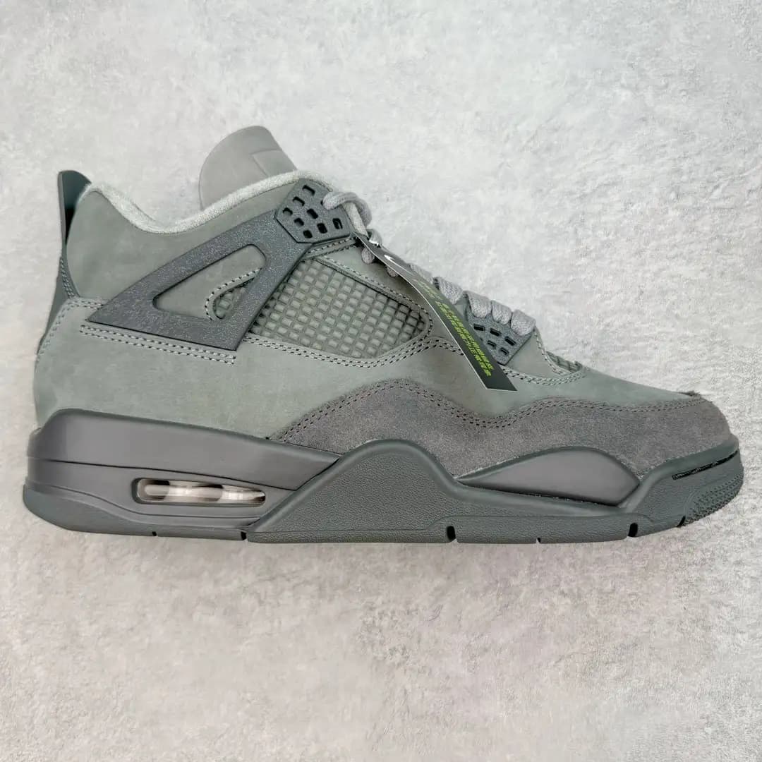 Air Jordan 4