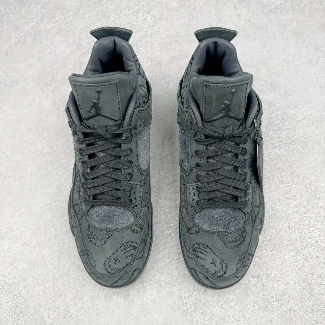 Air Jordan 4 - Image 2