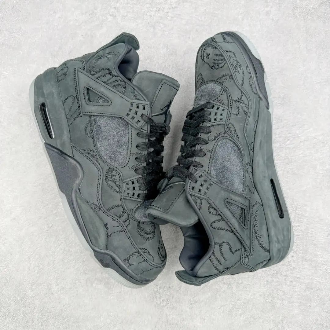 Air Jordan 4 - Image 3
