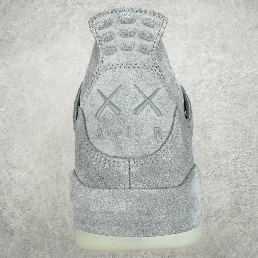 Air Jordan 4 - Image 3
