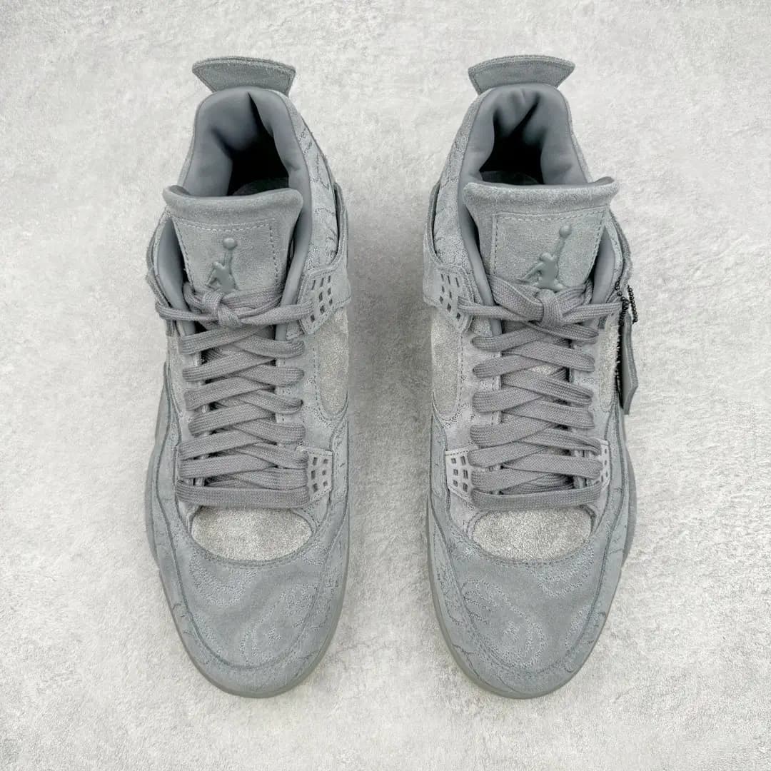 Air Jordan 4 - Image 4