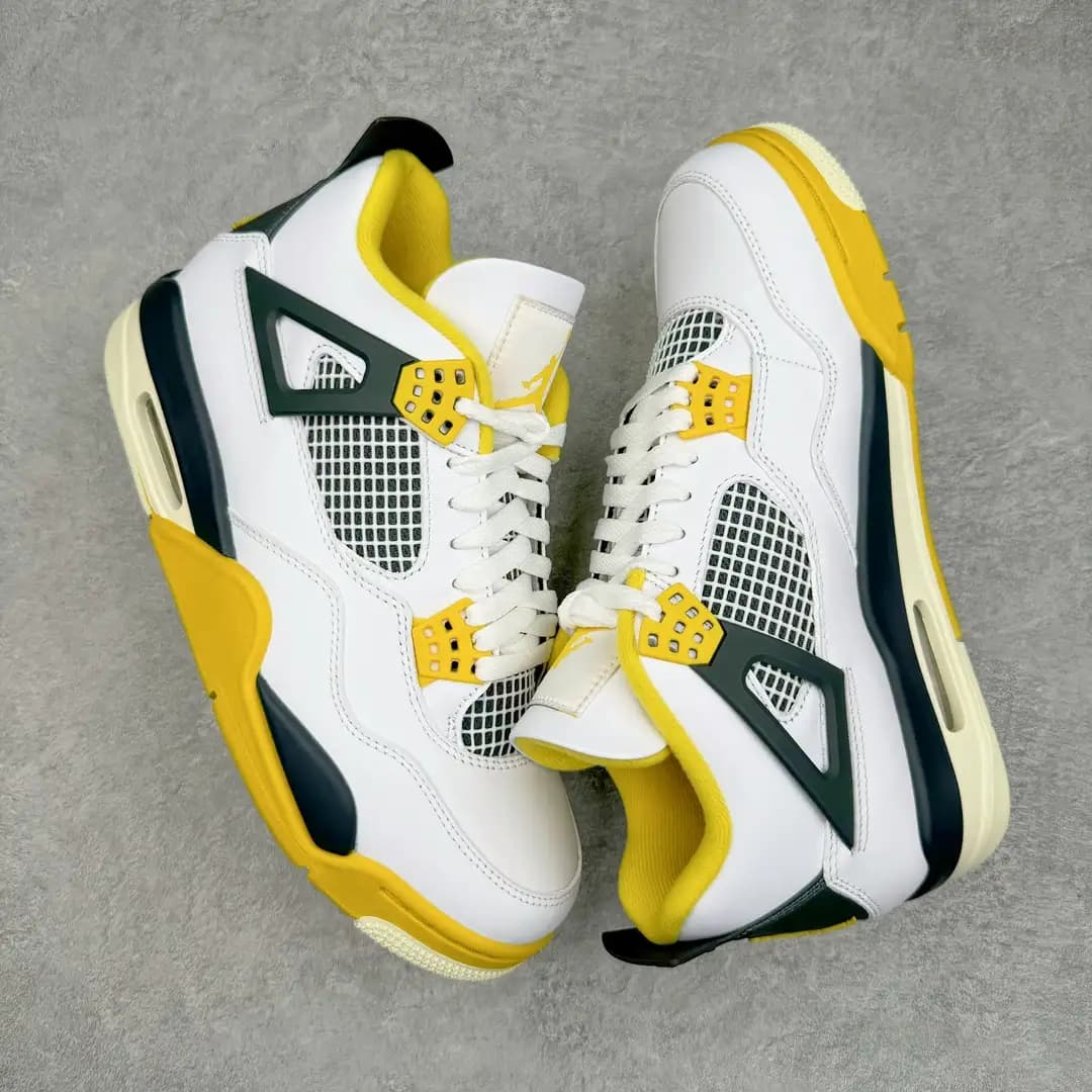 Air Jordan 4 - Image 5
